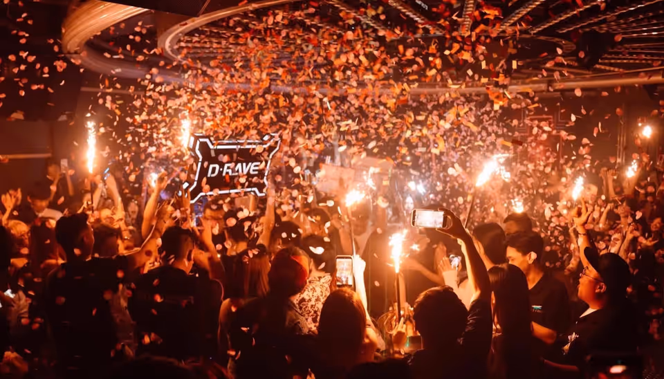 D-Rave Club SGN — Urban Groove Club Quận 1