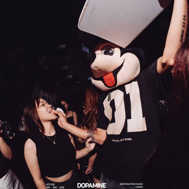 Dopamine Hanoi — Lounge & Club tại Cầu Giấy, ảnh 3