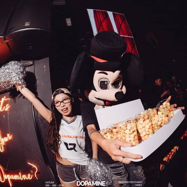 Dopamine Hanoi — Lounge & Club tại Cầu Giấy, ảnh 8