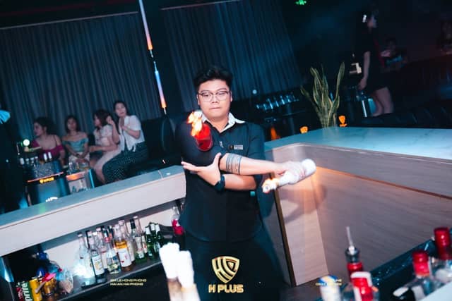 HPlus — Lounge & Club tại Đông Hải, ảnh 8