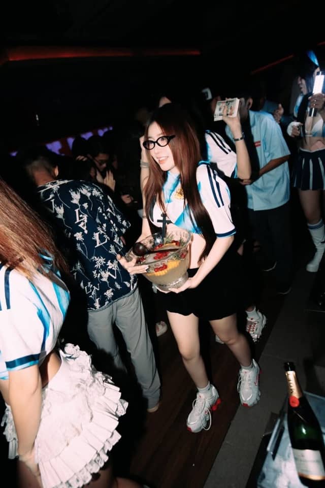 Neighborhood — House Party Club tại Quận 1, ảnh 6