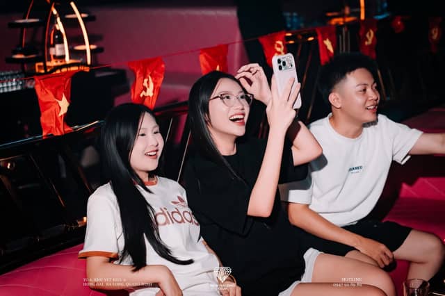New Hạ Long Club — Vũ trường tại Hồng Gai, ảnh 14