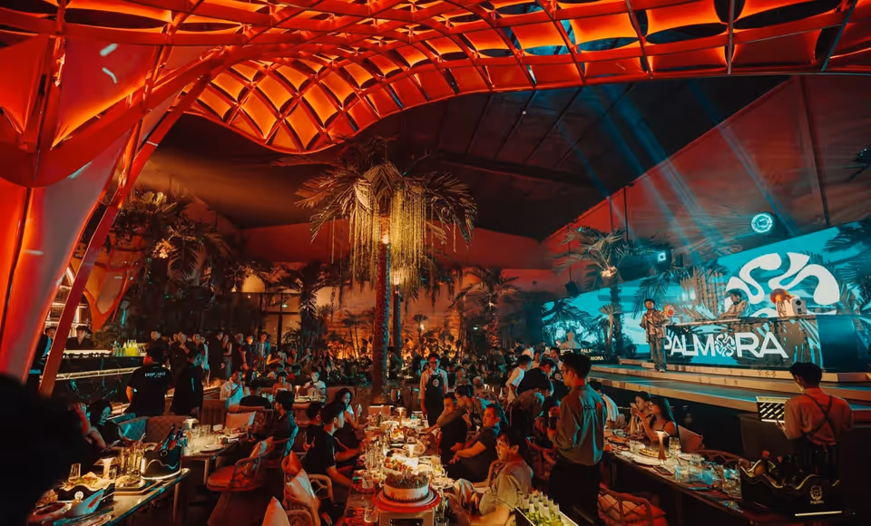 Palmora Saigon — Nhà hàng & Giải trí nhiệt đới District 1