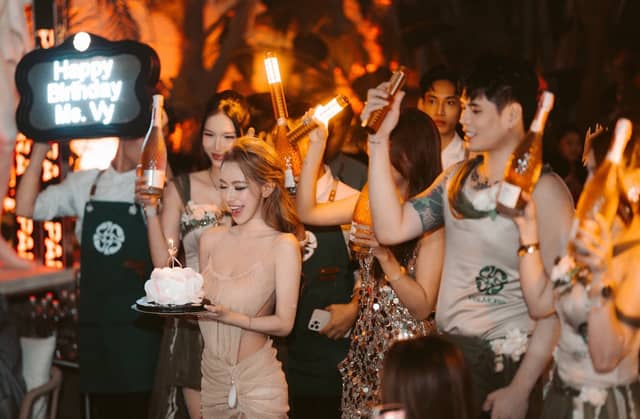 Palmora Saigon — Nhà hàng & Giải trí nhiệt đới tại Quận 1, ảnh 5