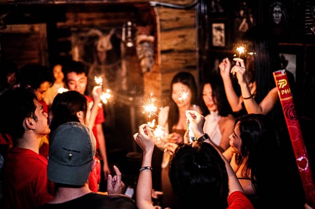 Sixsense Saloon — Saloon & Lounge tại An Biên, ảnh 14