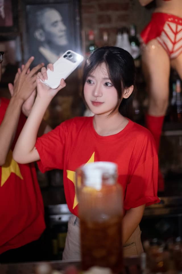 Sixsense Saloon — Saloon & Lounge tại An Biên, ảnh 6