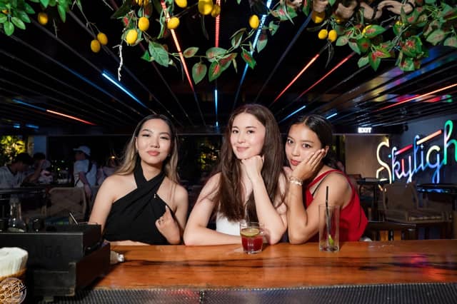 Skylight Nha Trang — Rooftop Beach Club tại Trần Phú, ảnh 4