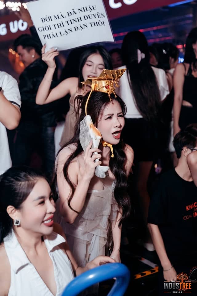 The Industree Beer Garden — Beer Garden tại Đống Đa, ảnh 7