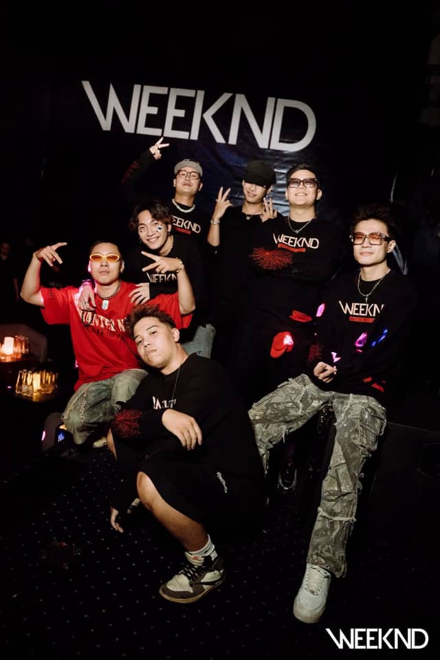 Weeknd Hanoi — Club & Bar tại Hoàn Kiếm, ảnh 3