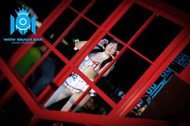 WoW Beach Bar — Beach Bar tại Bãi Cháy, ảnh 6
